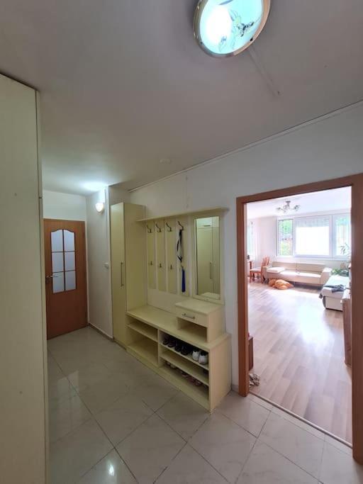 Linhs Place * Praga